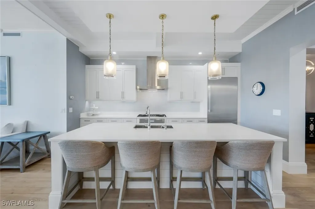 875 6th Avenue S Naples FL 34102