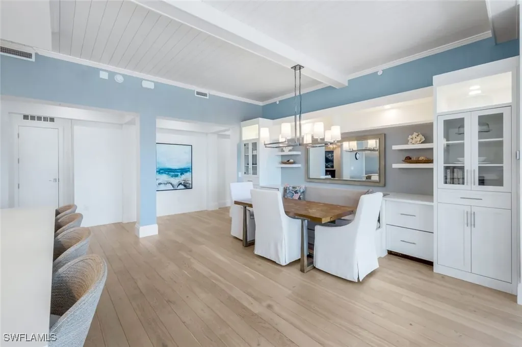 875 6th Avenue S Naples FL 34102