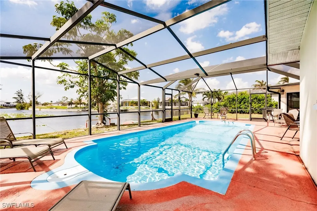3042 SW 10th Place Cape Coral FL 33914
