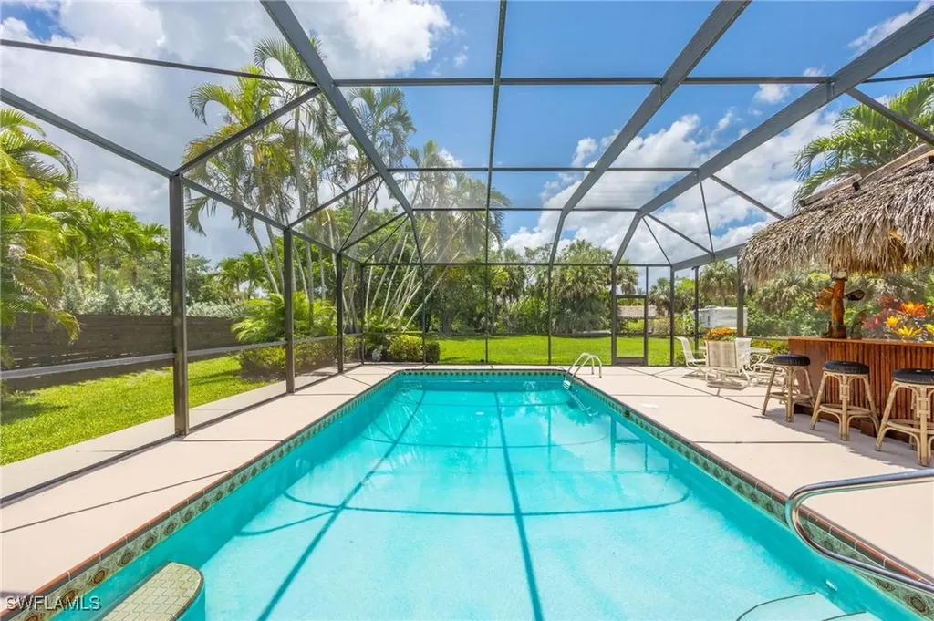 116 Sharwood Drive Naples FL 34110