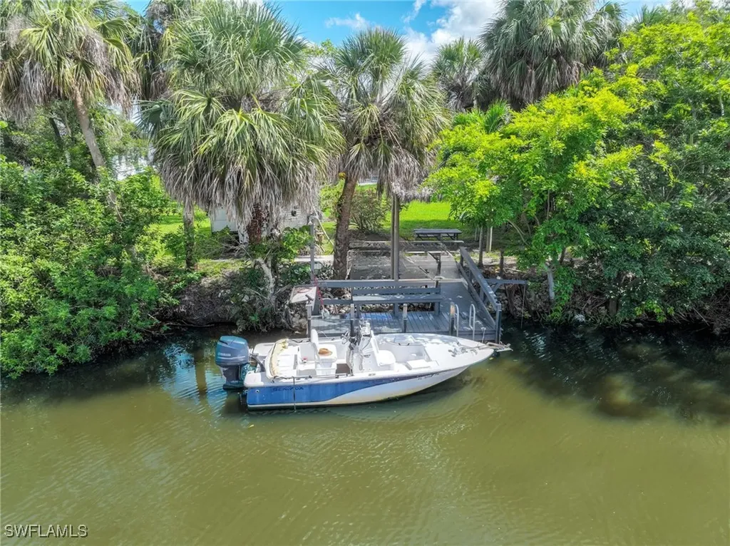 116 Sharwood Drive Naples FL 34110