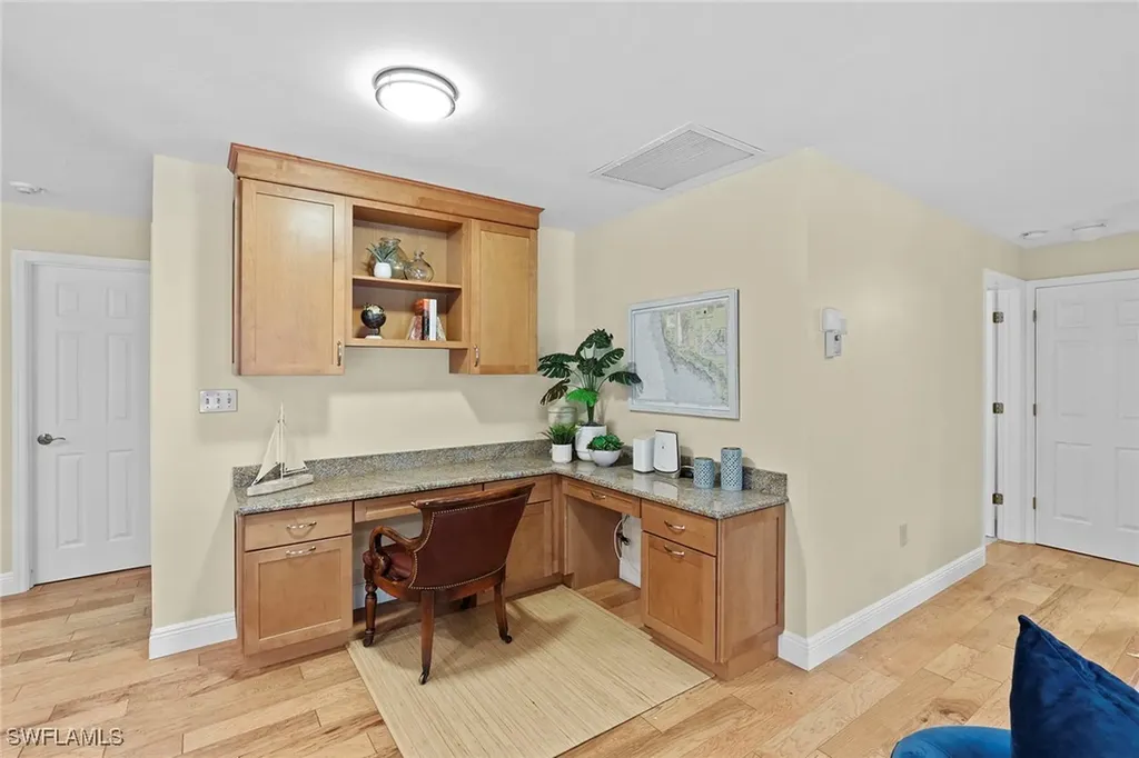 675 Harbour Drive Naples FL 34103