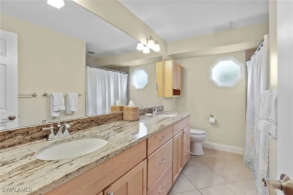 675 Harbour Drive Naples FL 34103