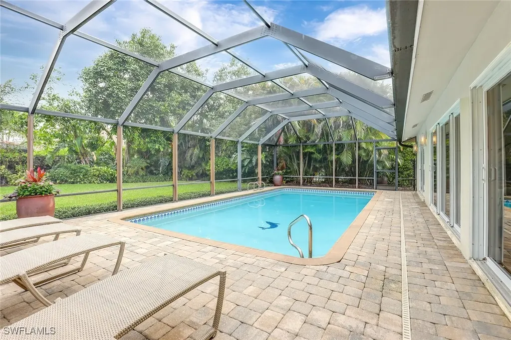 675 Harbour Drive Naples FL 34103
