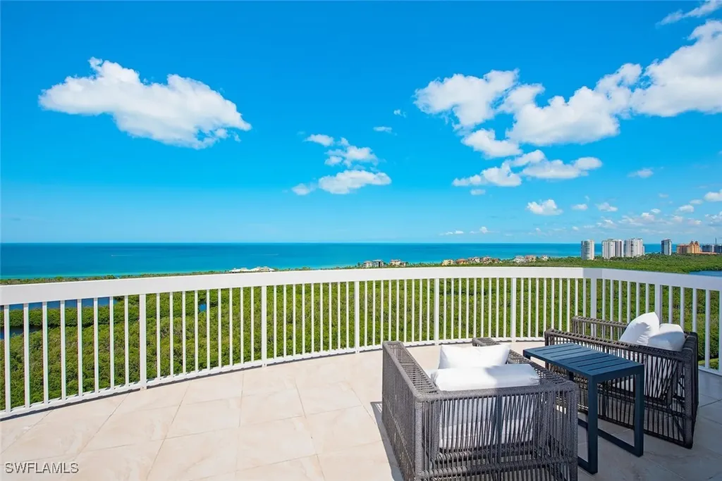 Naples FL, 7117 Pelican Bay Boulevard, Unit PH 17