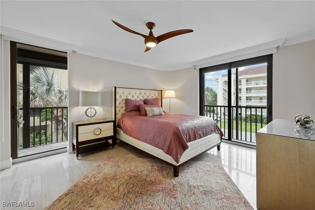 9653 Gulf Shore Drive Naples FL 34108