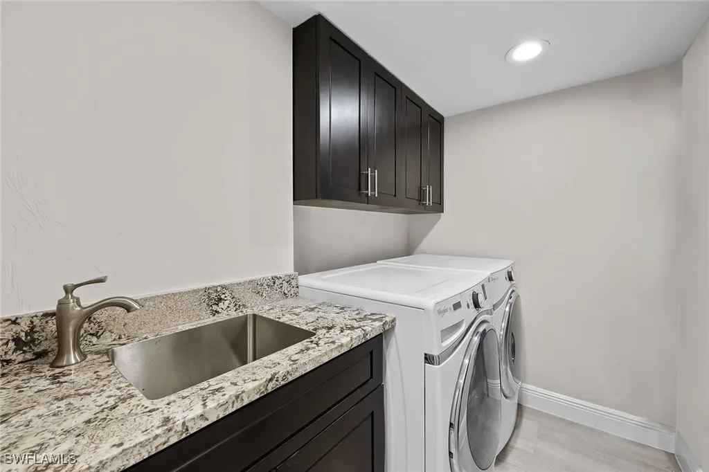 9653 Gulf Shore Drive Naples FL 34108