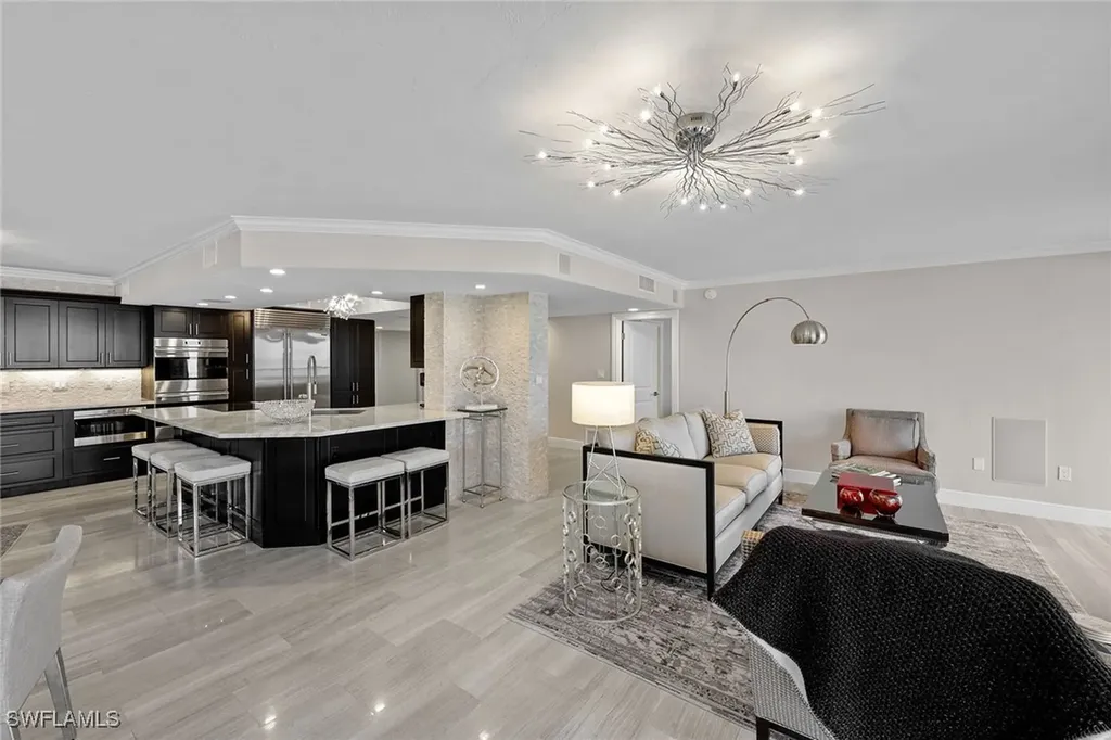 9653 Gulf Shore Drive Naples FL 34108