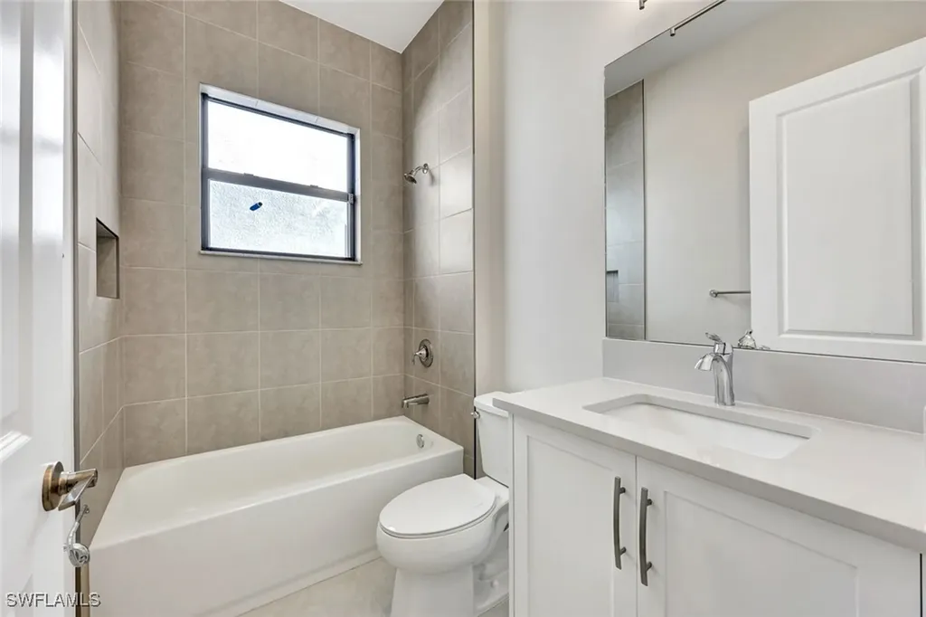 20738 Fair Oak Lane Estero FL 33928