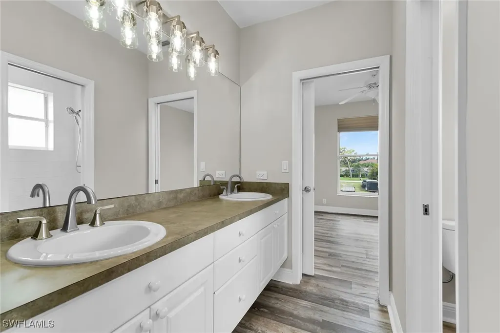 4975 Mederia Lane Estero FL 33928