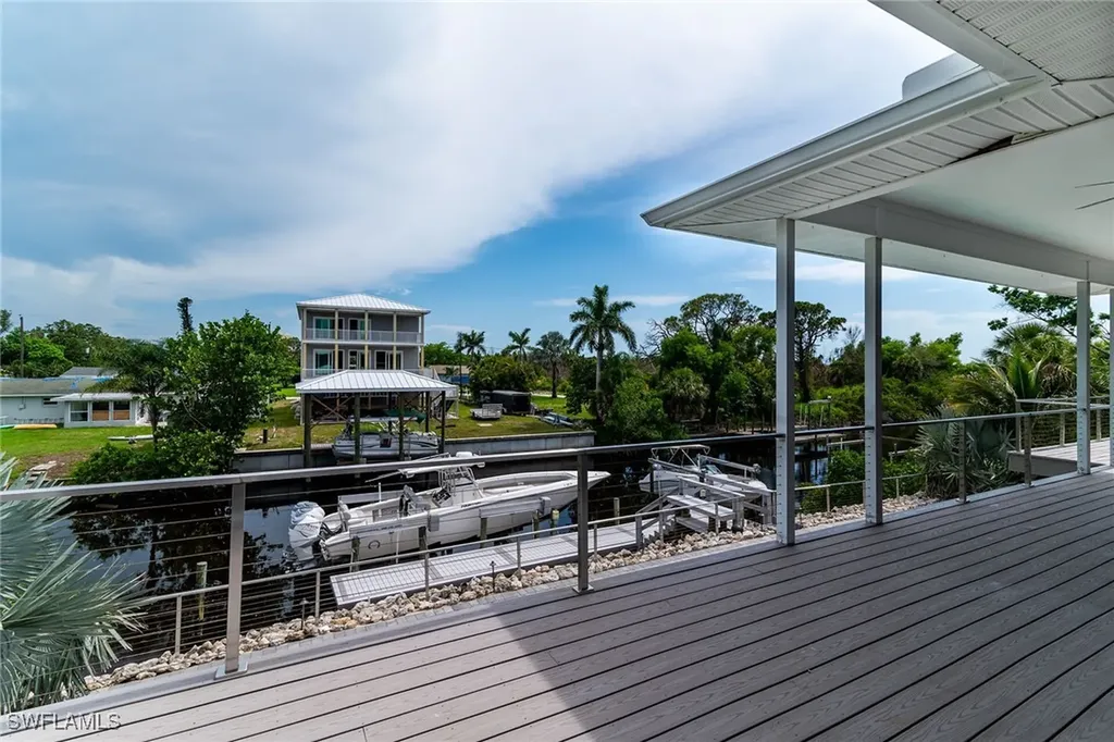 4975 Mederia Lane Estero FL 33928