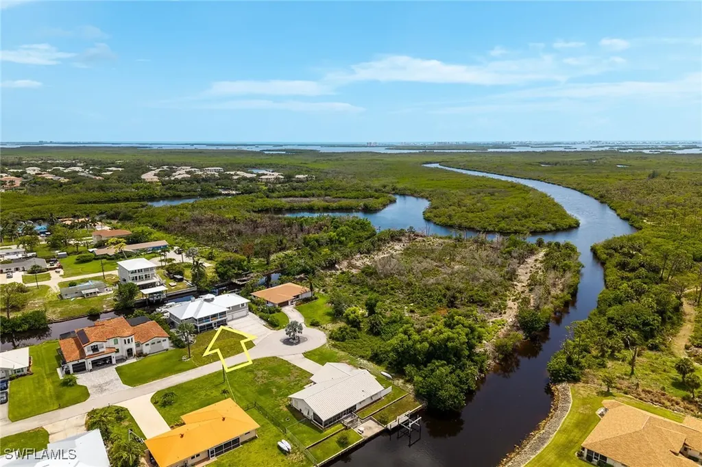 4975 Mederia Lane Estero FL 33928