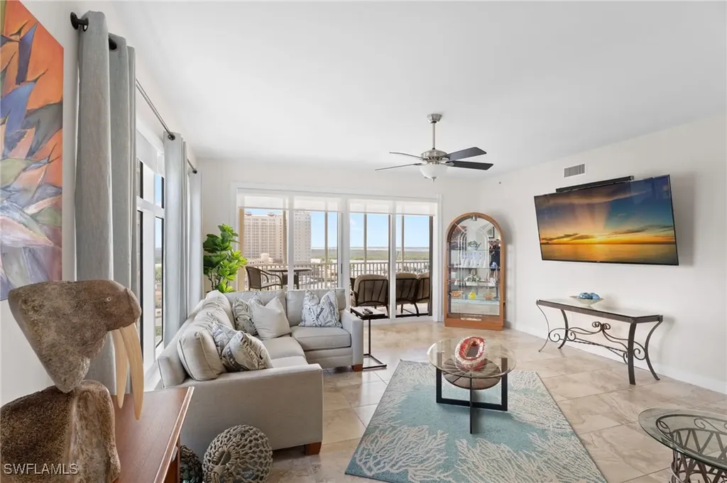 6081 Silver King Boulevard Cape Coral FL 33914