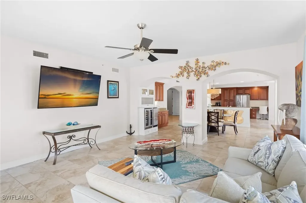 6081 Silver King Boulevard Cape Coral FL 33914