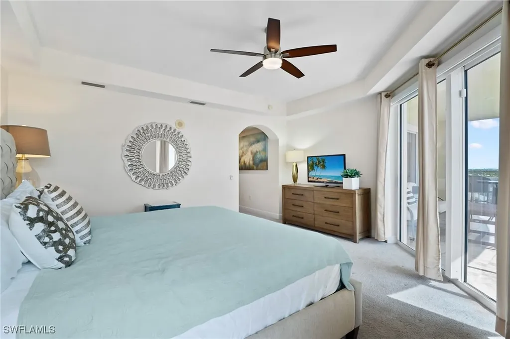 6081 Silver King Boulevard Cape Coral FL 33914