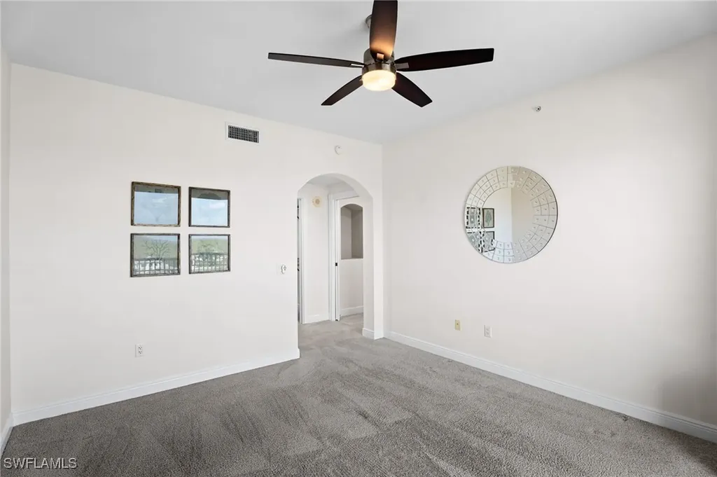 6081 Silver King Boulevard Cape Coral FL 33914