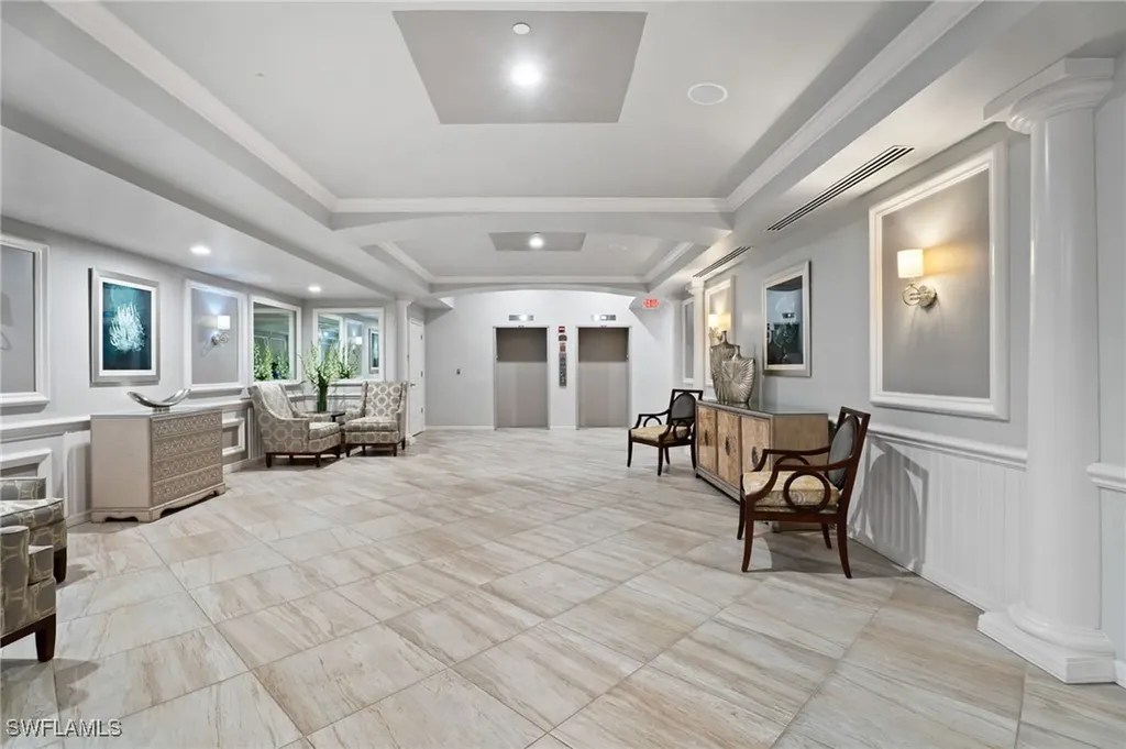 6081 Silver King Boulevard Cape Coral FL 33914