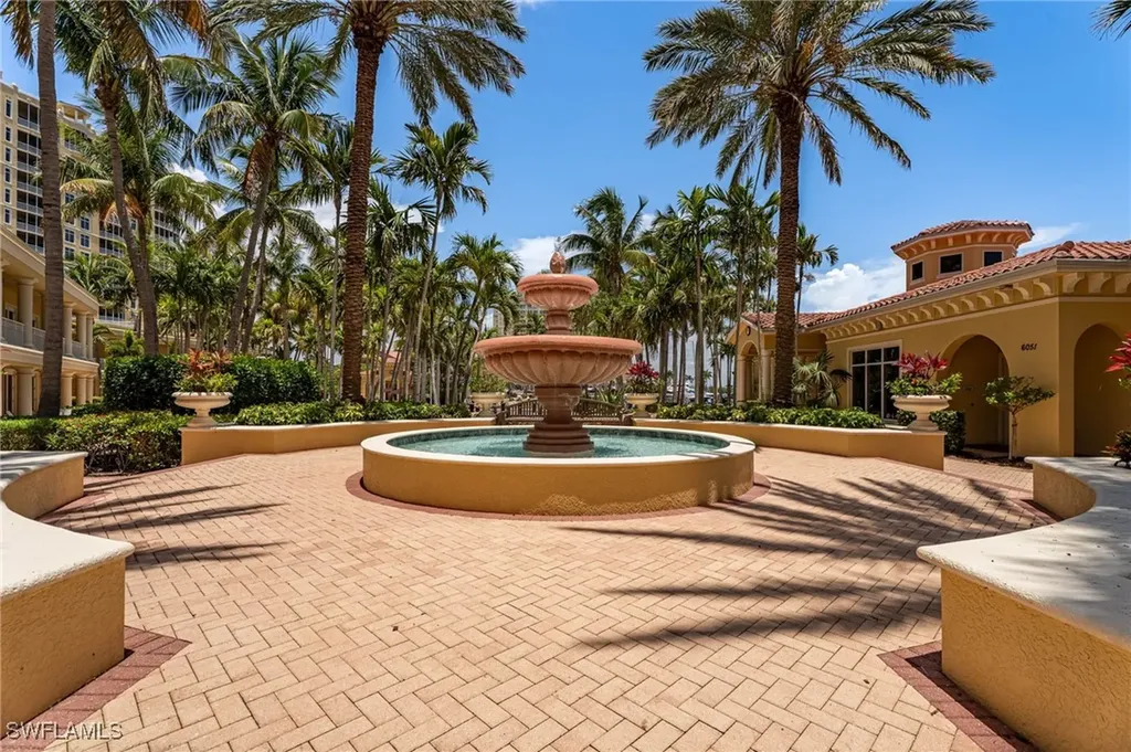 6081 Silver King Boulevard Cape Coral FL 33914