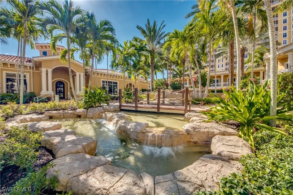 6081 Silver King Boulevard Cape Coral FL 33914