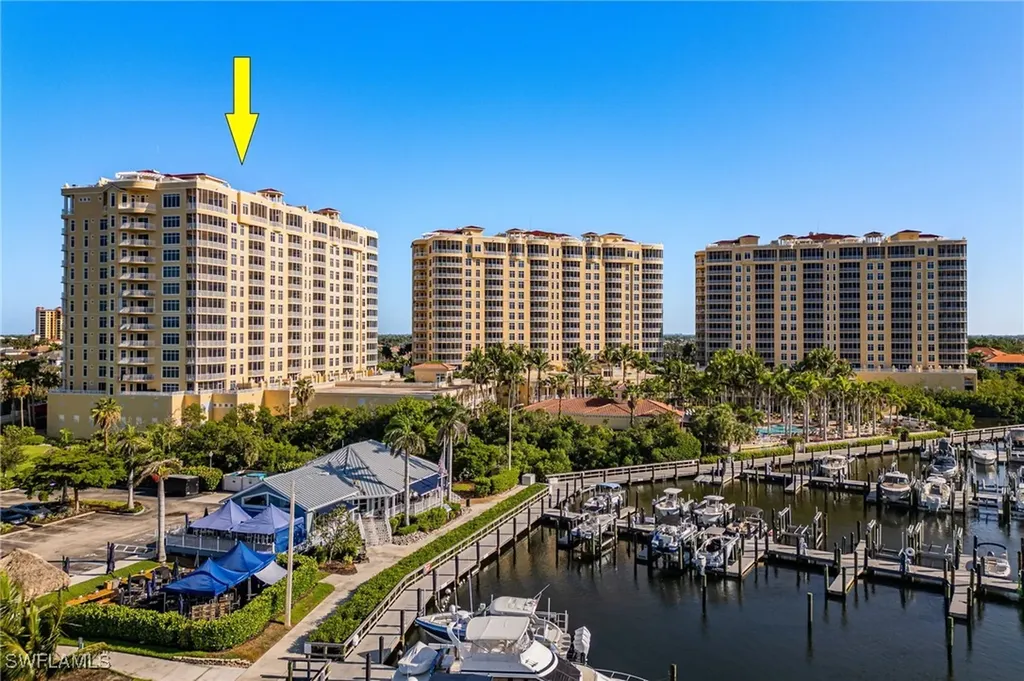 6081 Silver King Boulevard Cape Coral FL 33914