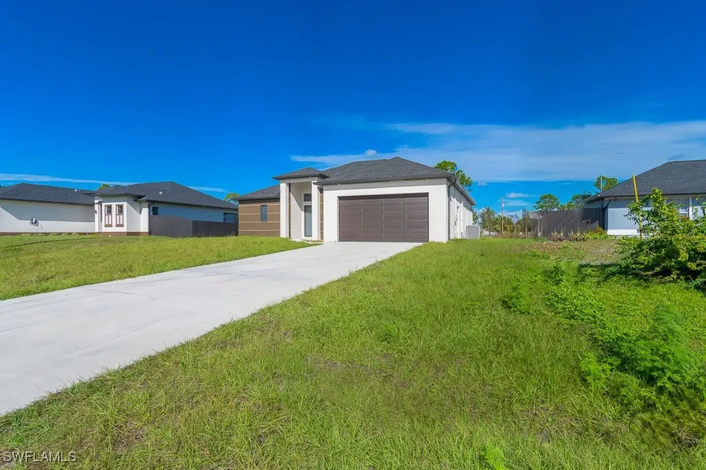 3209 22nd Street SW Lehigh Acres FL 33976