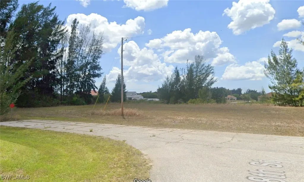 1800 NE 1st Place Cape Coral FL 33909