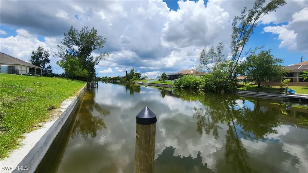 1818 NE 1st Place Cape Coral FL 33909