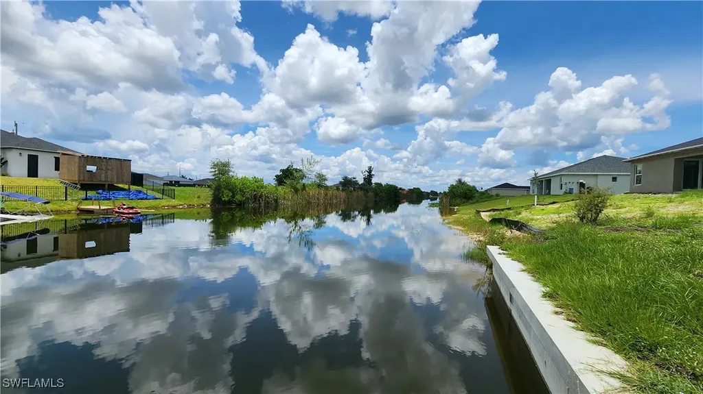 1818 NE 1st Place Cape Coral FL 33909