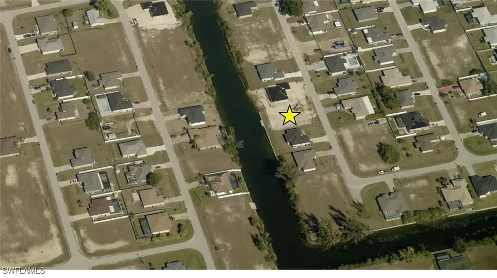 1818 NE 1st Place Cape Coral FL 33909