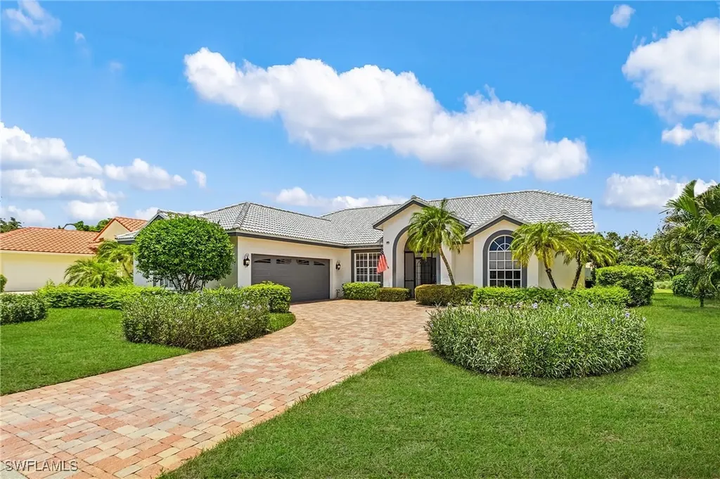 28480 Rochester Court Bonita Springs FL 34135