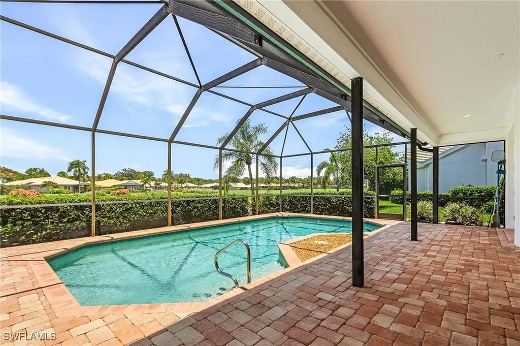 28480 Rochester Court Bonita Springs FL 34135