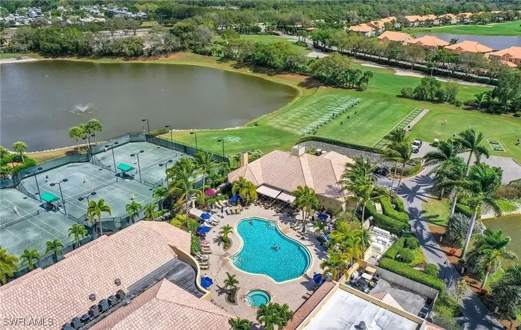 28480 Rochester Court Bonita Springs FL 34135