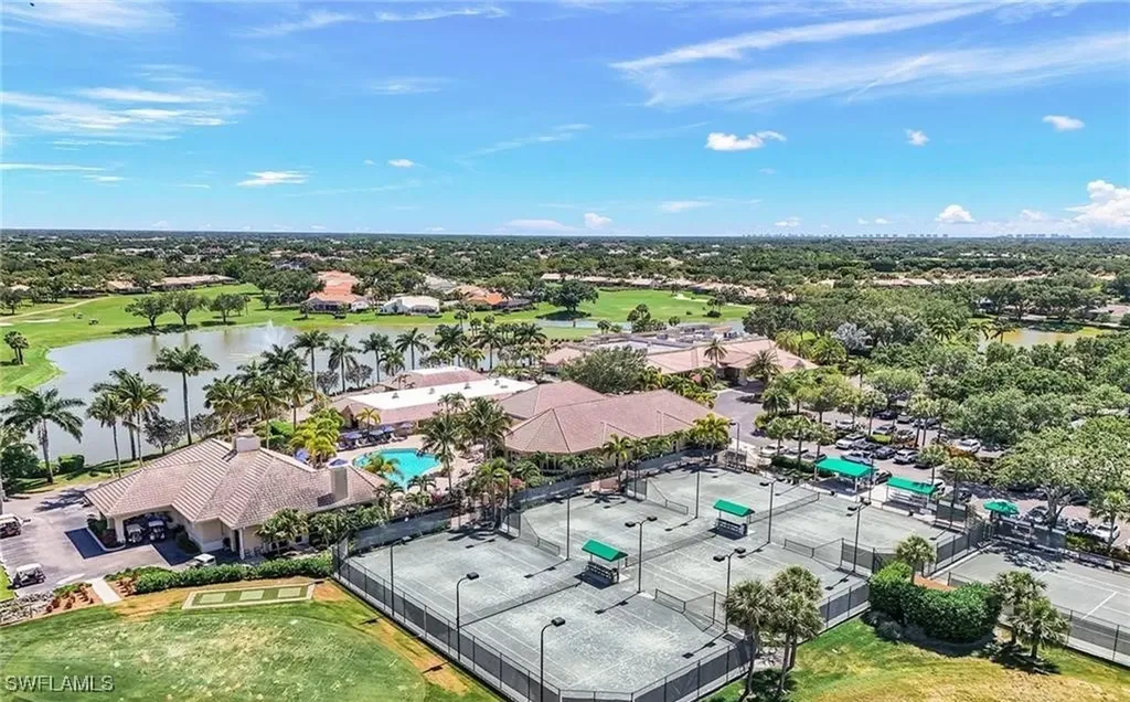 28480 Rochester Court Bonita Springs FL 34135