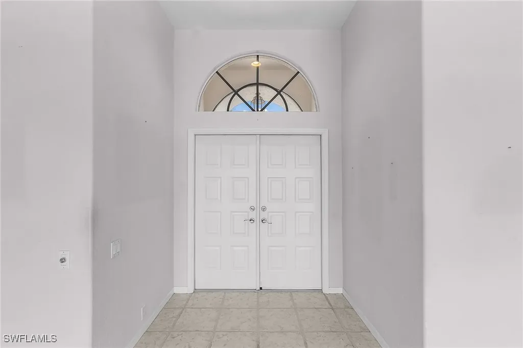 28480 Rochester Court Bonita Springs FL 34135