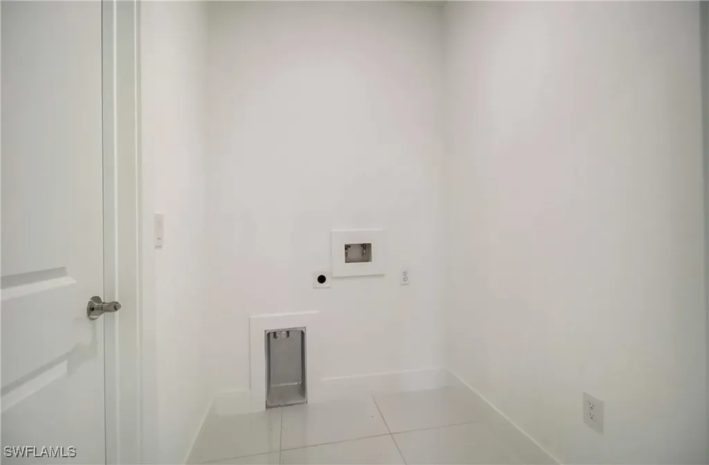 2109 Jefferson Avenue Alva FL 33920