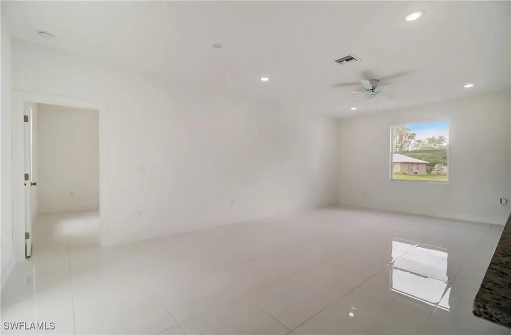 2109 Jefferson Avenue Alva FL 33920