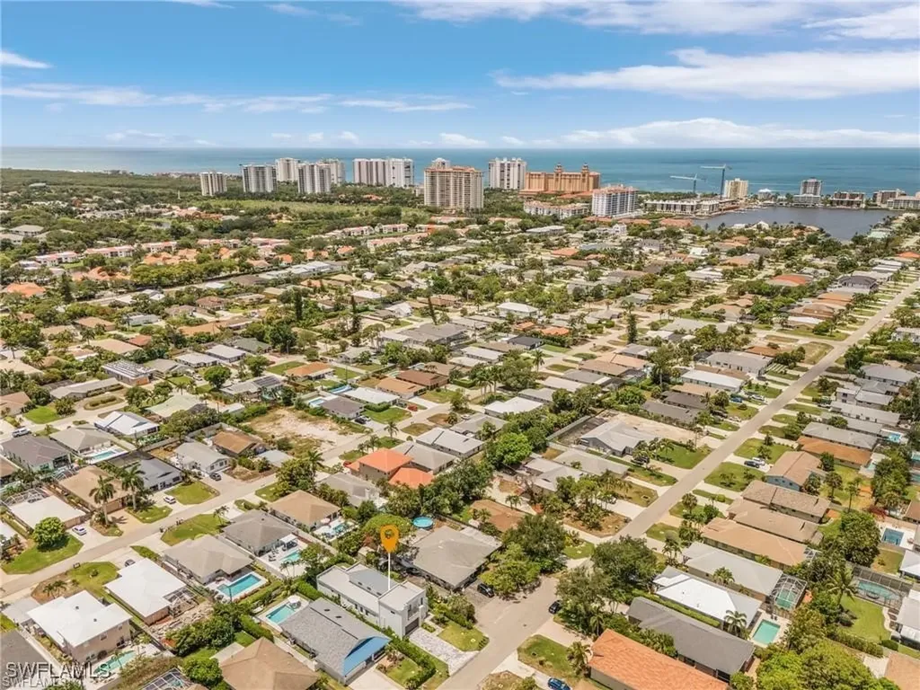 678 95th Avenue N Naples FL 34108