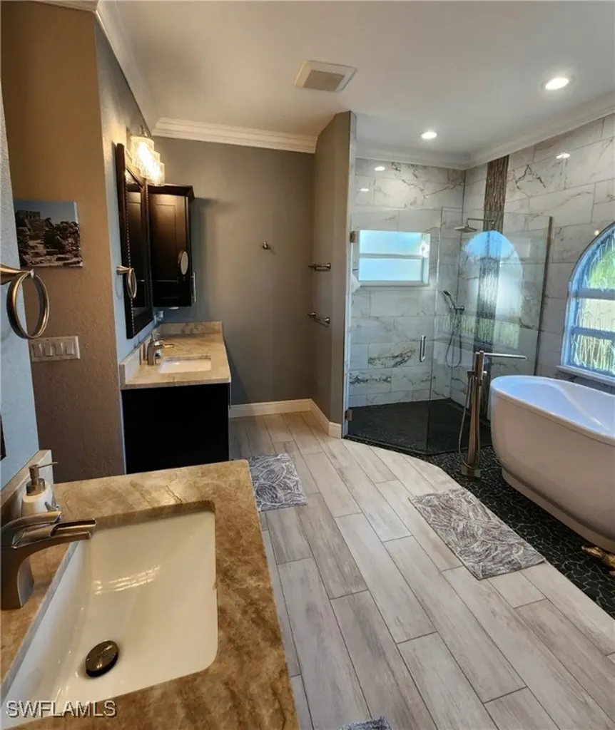 111 NW 33rd Avenue Cape Coral FL 33993