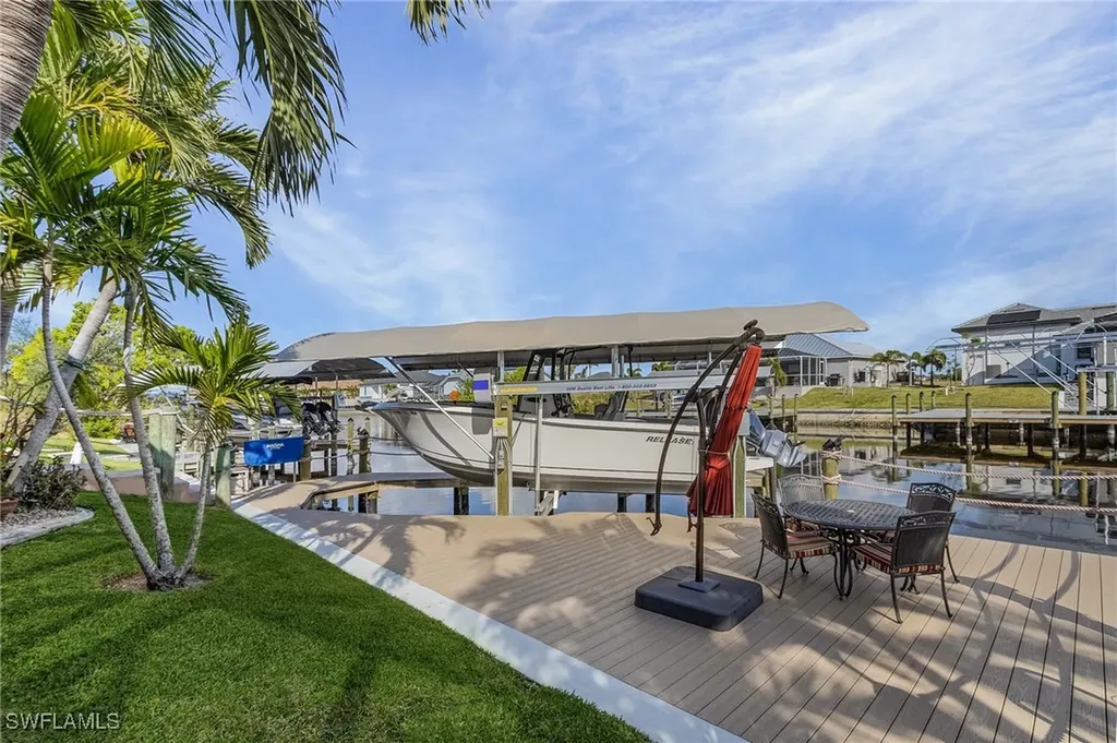 111 NW 33rd Avenue Cape Coral FL 33993