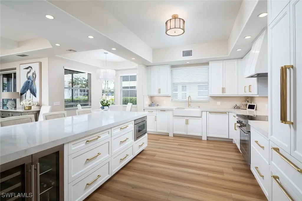 575 Avellino Isle Circle Naples FL 34119