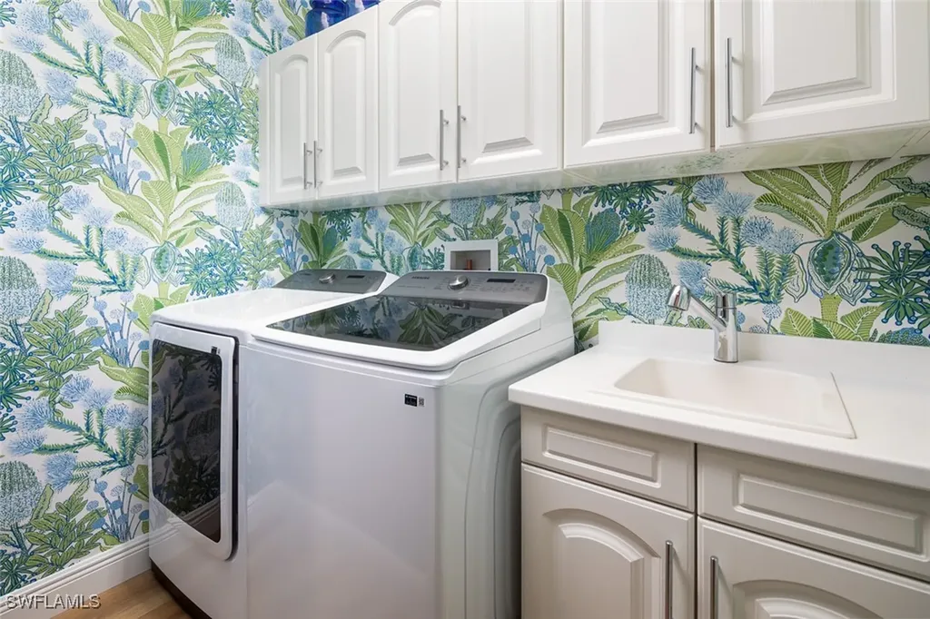 575 Avellino Isle Circle Naples FL 34119