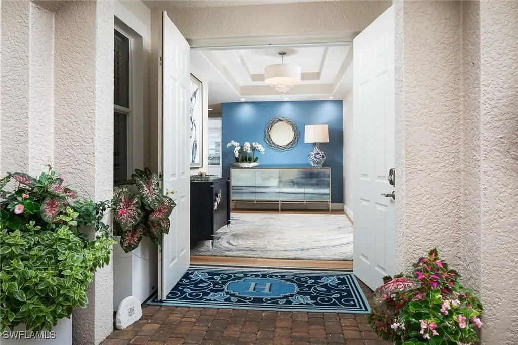 575 Avellino Isle Circle Naples FL 34119