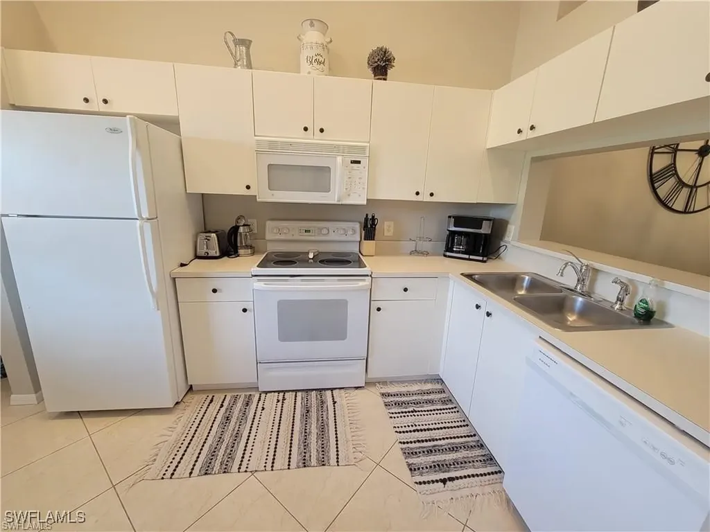 6655 Huntington Lakes Circle Naples FL 34119