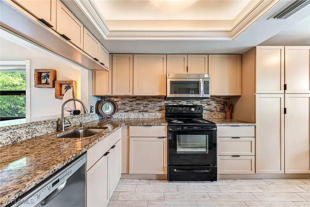 4983 Pepper Circle Naples FL 34113