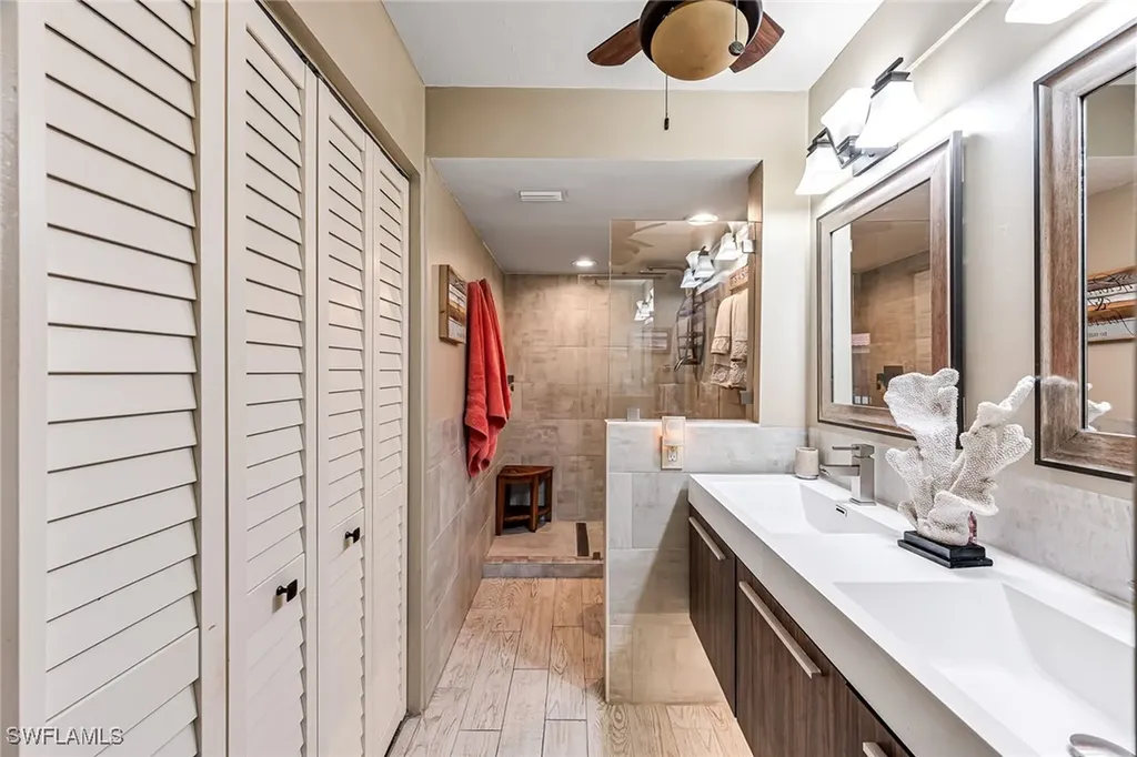 4983 Pepper Circle Naples FL 34113