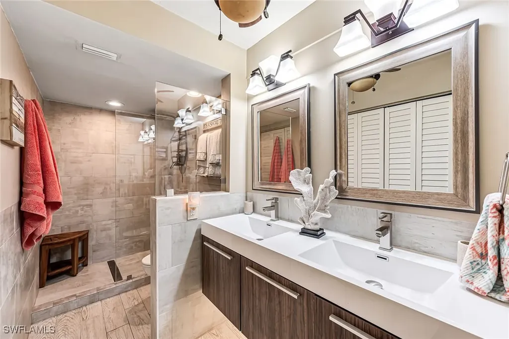 4983 Pepper Circle Naples FL 34113