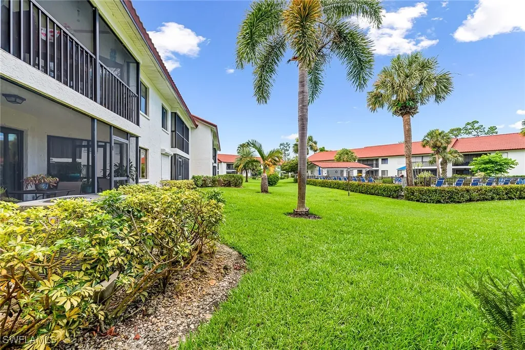 4983 Pepper Circle Naples FL 34113