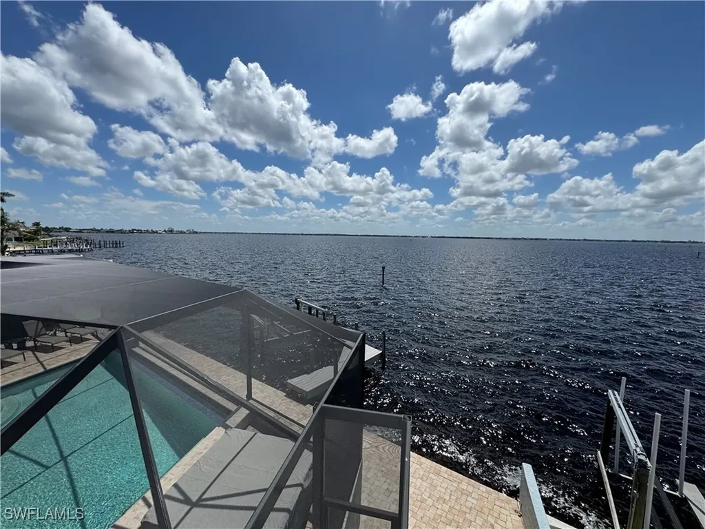 3127 SE 22nd Place Cape Coral FL 33904