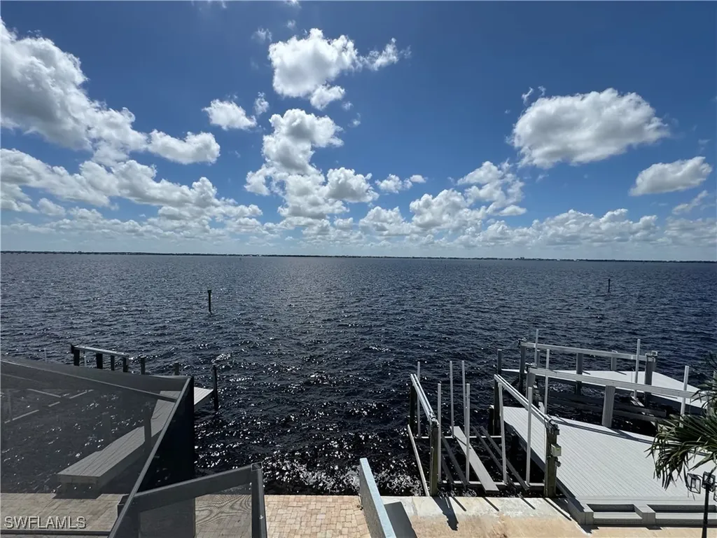 3127 SE 22nd Place Cape Coral FL 33904