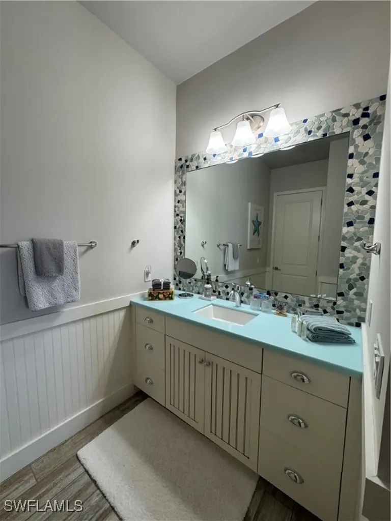 3127 SE 22nd Place Cape Coral FL 33904